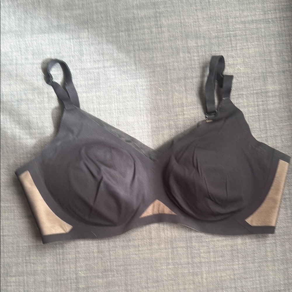 Black and Tan Women's Bra